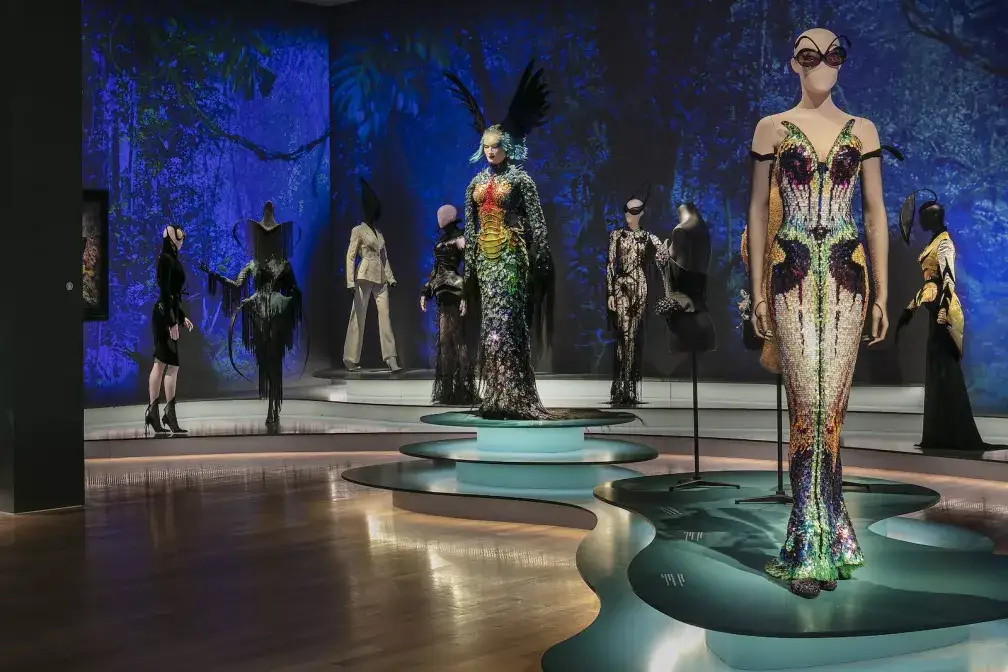 "Thierry Mugler: Couturissime" in der Kunsthalle München