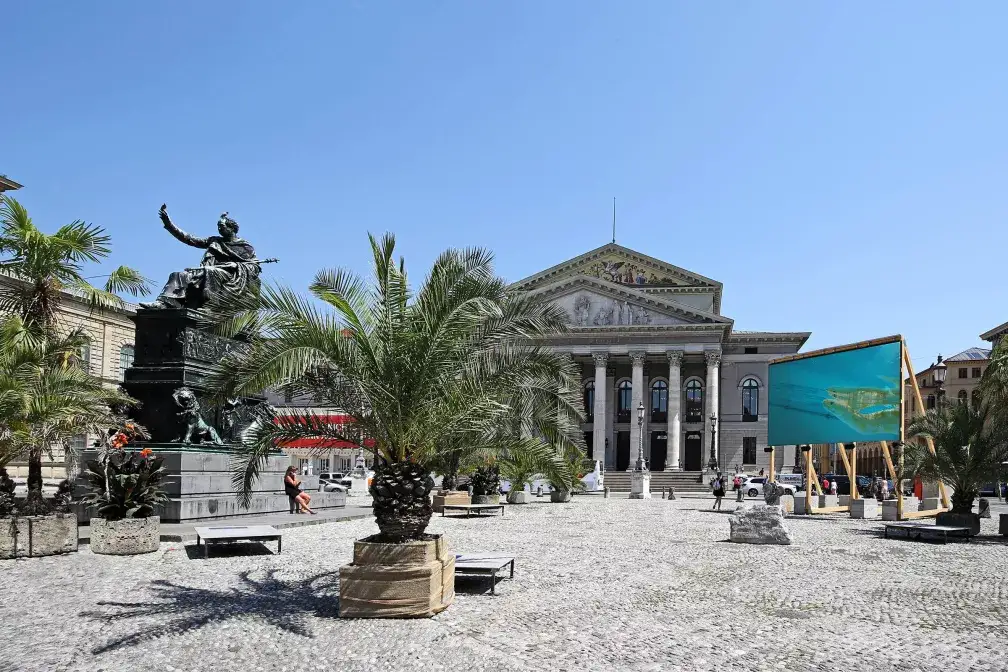 Kunstinstallation am Max-Joseph-Platz
