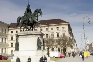 20201229_Spuren_der_Könige Ludwig I. am Odeonsplatz