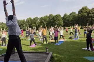 Yoga bei "Fit im Park" im Westpark