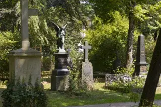 Gräber auf dem Alten Nordfriedhof