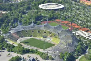 20210108_Tour_durch_Olympiapark Das Münchner Olympiastadion von oben