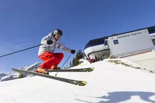 Skifahren in den Alpen