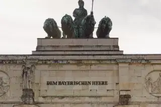 20210816_Siegestor_Katy_Spichal Die Bavaria mit vier Löwen auf dem Siegestor