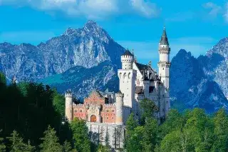 Schloss Neuschwanstein in Füssen Schloss Neuschwanstein in Füssen