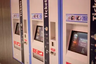 Ein Ticketautomat des MVV