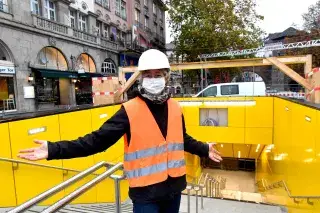 Barbara Mittermeier, stellvertretende SWM Projektleiterin an der Baustelle Sendlinger Tor Barbara Mittermeier, stellvertretende SWM Projektleiterin an der Baustelle Sendlinger Tor