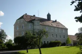  Burg Warnberg in München-Solln