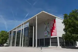 Die Pinakothek der Moderne im Kunstareal Die Pinakothek der Moderne im Kunstareal