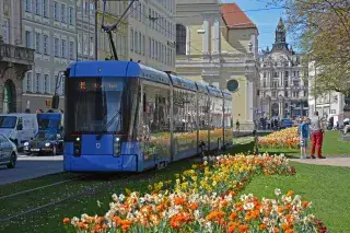 201212_promenadeplatz-fruehling_michael-hofmann Promenadeplatz im Frühling