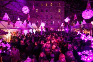 Pink Christmas Weihnachtsmarkt am Stephansplatz