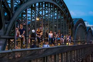 Die Hackerbrücke Die Hackerbrücke