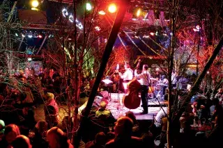 Konzert in der Tief im Wald Bar auf dem Wintertollwood