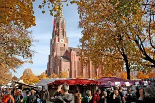Kirchweihdult im Herbst