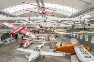 Ausstellung historischer Flugzeuge in der Flugwerft Schleißheim