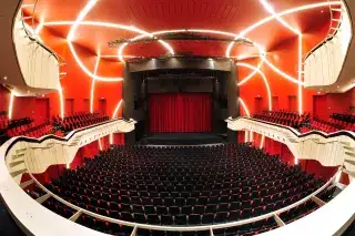 Großer Saal im Deutschen Theater Großer Saal im Deutschen Theater