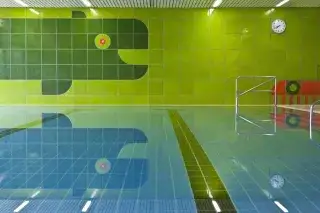 Schwimmbecken im Bad Giesing Harlaching. Schwimmbecken im Bad Giesing Harlaching.