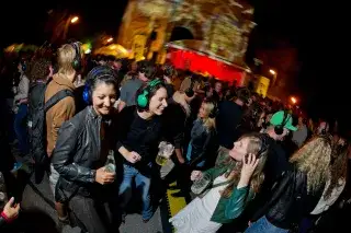 Silent Disco am Abend beim Streetlife Festival & Corso Leopold
