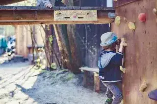 Abenteuerspielplatz in Neuhausen