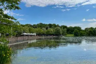 Der Michaeligarten (Biergarten) im Münchner Ostpark