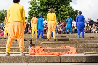 20210813_Neue_Präsenz_Münchner_Museen Performance beim Kunstareal-Fest