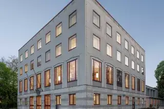 Das Amerikahaus am Karolinenplatz in der Maxvorstadt Das Amerikahaus am Karolinenplatz in der Maxvorstadt