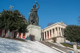 Bavaria an der Theresienwiese im Winter Bavaria an der Theresienwiese im Winter