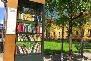 Bücherschrank am Nordbad Bücherschrank am Nordbad
