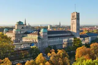 Das Deutsche Museum von außen Das Deutsche Museum von außen