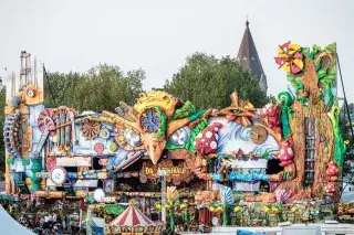 Seit 2019 auf der Wiesn: Dr. Archibald - Master of Time Seit 2019 auf der Wiesn: Dr. Archibald - Master of Time