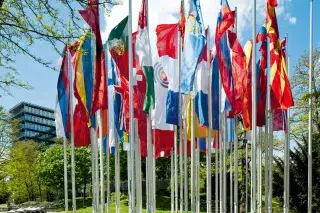 Flaggen vor dem Europäischen Patentamt Flaggen vor dem Europäischen Patentamt