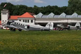 20210624_Flugwerft_Schleißheim_ES Eine Junkers Ju 52 vor der Flugwerft Schleißheim