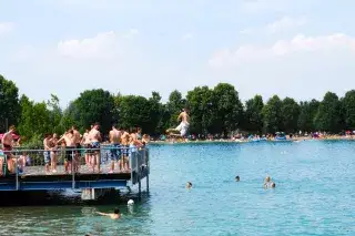 Sprung in den Lußsee