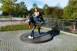 20201229_Besondere_Denkmaeler Das Denkmal im Petuelpark
