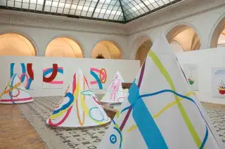 Abstrakte Kunst in der Rathausgalerie Abstrakte Kunst in der Rathausgalerie