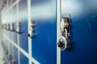 Schließfächer in der Städtischen Franz-Auweck-Abendschule Schließfächer in der Städtischen Franz-Auweck-Abendschule