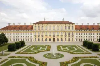 20201229_Spuren_der_Könige Schloss Schleißheim von oben