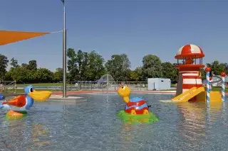 Das Kinderbecken im Schyrenbad Das Kinderbecken im Schyrenbad