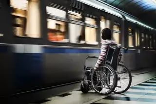 20220531_Rohstuhl_U-Bahn_Shutterstock