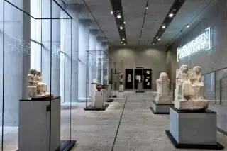 Exponate in den Ausstellungsräumen des Staatlichen Museums Ägyptischer Kunst Exponate in den Ausstellungsräumen des Staatlichen Museums Ägyptischer Kunst