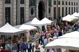 Das Handwerkerdorf am Odeonsplatz Das Handwerkerdorf am Odeonsplatz