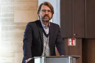 Florian Kraus (Grüne), der Referent für Bildung und Sport Florian Kraus (Grüne), der Referent für Bildung und Sport