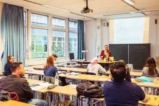 Unterricht im Städtischen Abendgymnasium Unterricht im Städtischen Abendgymnasium