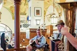Musiker bei der WirtshausWiesn im Hofbräuhaus. Musiker bei der WirtshausWiesn im Hofbräuhaus.