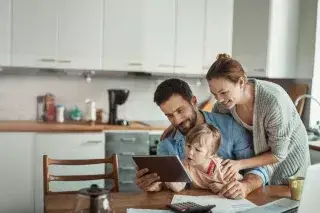 Familie in der Küche Familie in der Küche