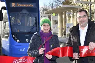 Eröffnung der Tramhaltestelle Romanplatz