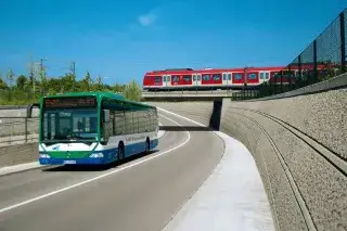 Bus und S-Bahn