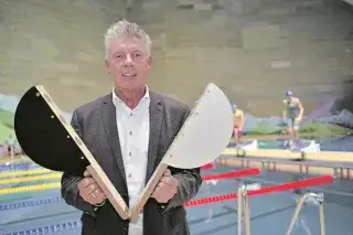 OB Dieter Reiter gab das Startsignal in der Olympia-Schwimmhalle