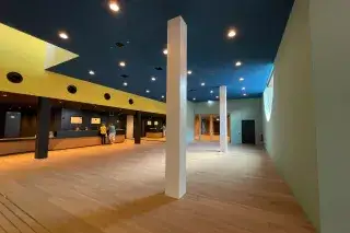 Das Foyer des neuen Münchner Volkstheaters Das Foyer des neuen Münchner Volkstheaters