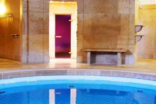 Tauchbecken im Müller`schen Volksbad Tauchbecken im Müller`schen Volksbad